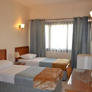 Tara Llc Hotel